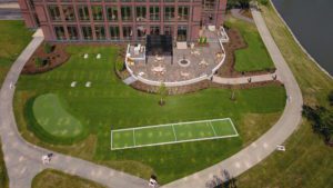 St. Charles, IL Commercial Landscaping Services