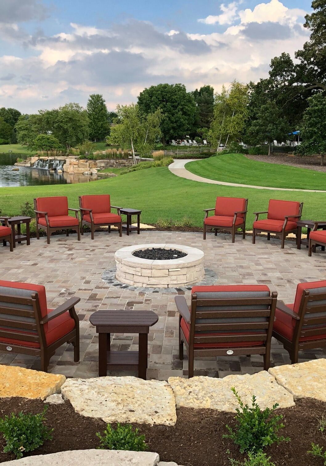 Commercial Outdoor Living Spaces Transforming St. Charles, IL